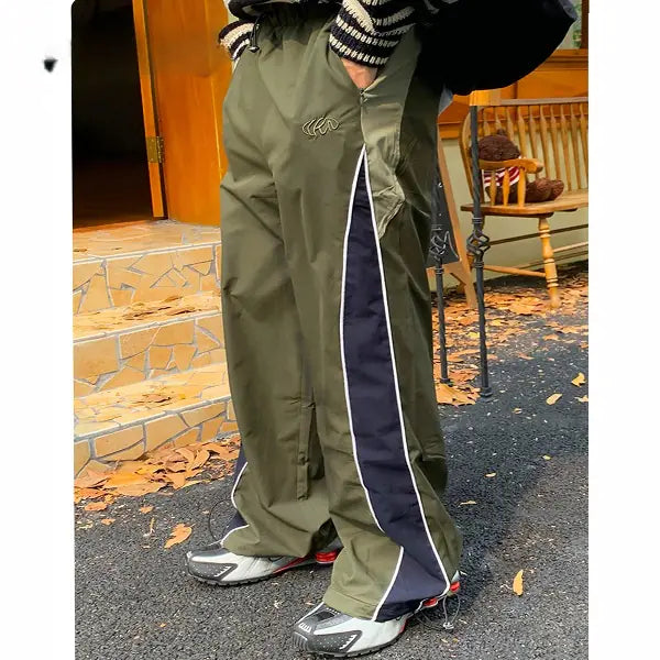 Neo-Tech Urban Cargo Pant Ensemble